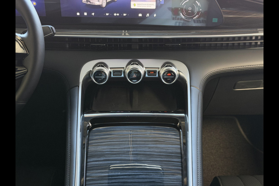Omoda 9 OMODA 9 PREMIUM AWD | 145 KM / TOTAAL MET BENZINE 1000KM ELEKTRISCH | 538 PK | 4WD 4X4