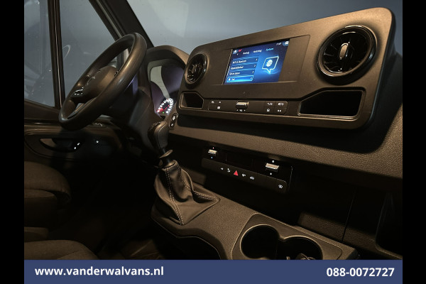 Mercedes-Benz Sprinter 315 CDI 150pk L3H2 Euro6 Airco | Camera | Apple Carplay | Chauffeursstoel | Cruisecontrol Android Auto, Stoelverwarming, 270 Graden Achterdeuren, Bijrijdersbank
