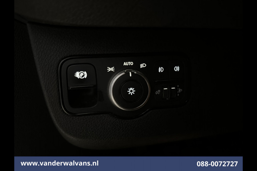 Mercedes-Benz Sprinter 315 CDI 150pk L3H2 Euro6 Airco | Camera | Apple Carplay | Chauffeursstoel | Cruisecontrol Android Auto, Stoelverwarming, 270 Graden Achterdeuren, Bijrijdersbank