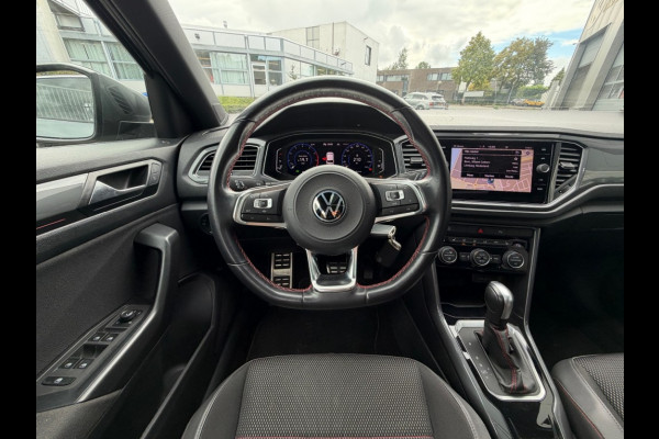 Volkswagen T-Roc 1.5 TSI SPORT Panorama Schuifdak Trekhaak Winter Camera etc