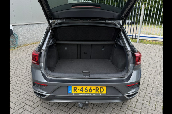 Volkswagen T-Roc 1.5 TSI SPORT Panorama Schuifdak Trekhaak Winter Camera etc