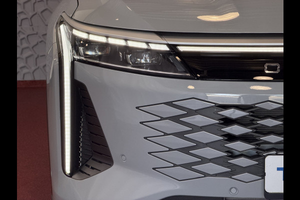 Omoda 9 OMODA 9 PREMIUM AWD | 145 KM / TOTAAL MET BENZINE 1000KM ELEKTRISCH | 538 PK | 4WD 4X4