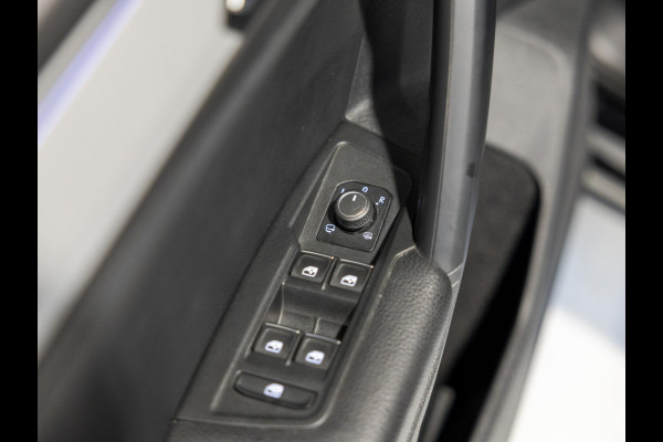 Seat Tarraco 1.5 TSI Style Business Intense / 150pk / Achteruitrij camera / Stoelverwarming / NAP / Dealer onderhouden /