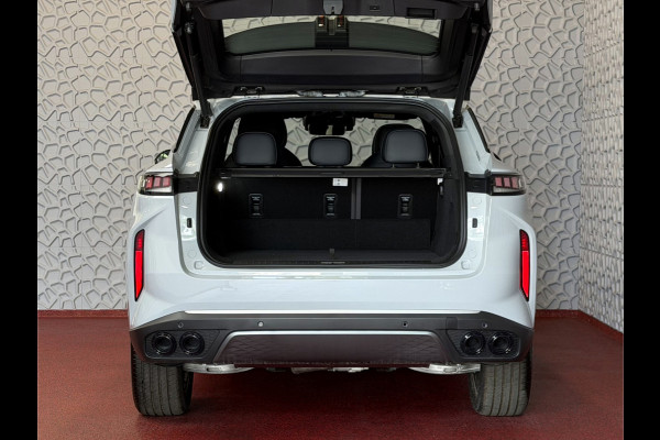 Omoda 9 OMODA 9 PREMIUM TECH GRAY AWD 145 KM ELEC MET BENZINE 1000KM 538 PK | 4WD 4X4