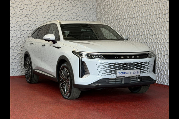 Omoda 9 OMODA 9 PREMIUM TECH GRAY AWD 145 KM ELEC MET BENZINE 1000KM 538 PK | 4WD 4X4