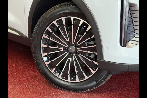 Omoda 9 OMODA 9 PREMIUM TECH GRAY AWD 145 KM ELEC MET BENZINE 1000KM 538 PK | 4WD 4X4