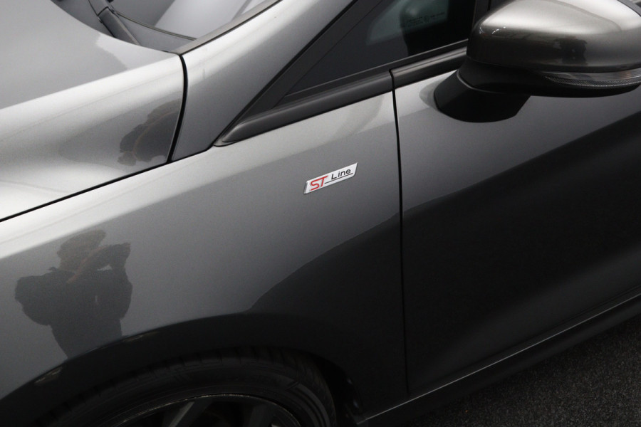 Ford Fiesta 1.0 EcoBoost 95 PK ST-Line, Navigatie, Winterpakket, Climate Control, Cruise Control