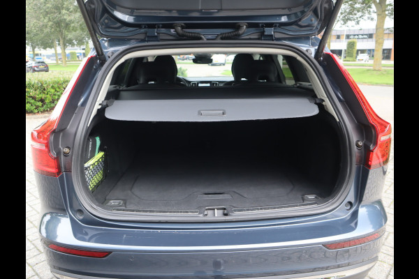 Volvo V60 2.0 B3 Plus Bright Navi / Carplay / Stoel-Stuurverw / Elek Trekhaak / Camera / Stoelmemory / BTW Auto
