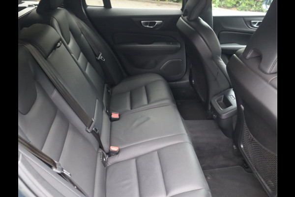 Volvo V60 2.0 B3 Plus Bright Navi / Carplay / Stoel-Stuurverw / Elek Trekhaak / Camera / Stoelmemory / BTW Auto