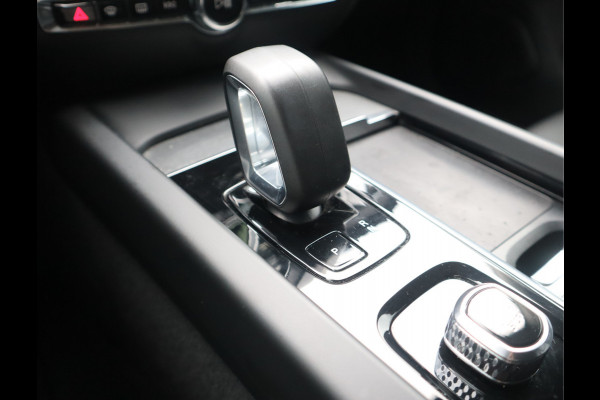Volvo V60 2.0 B3 Plus Bright Navi / Carplay / Stoel-Stuurverw / Elek Trekhaak / Camera / Stoelmemory / BTW Auto