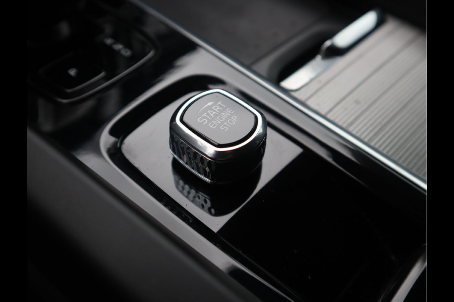 Volvo V60 2.0 B3 Plus Bright Navi / Carplay / Stoel-Stuurverw / Elek Trekhaak / Camera / Stoelmemory / BTW Auto