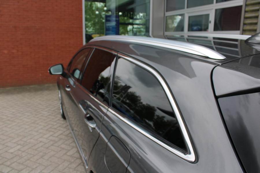 Ford Mondeo Wagon 2.0 IVCT HEV Vignale | 104.700 KM | Lederen interieur | Trekhaak | Adaptieve Cruise Control