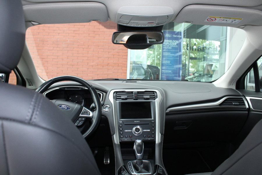 Ford Mondeo Wagon 2.0 IVCT HEV Vignale | 104.700 KM | Lederen interieur | Trekhaak | Adaptieve Cruise Control