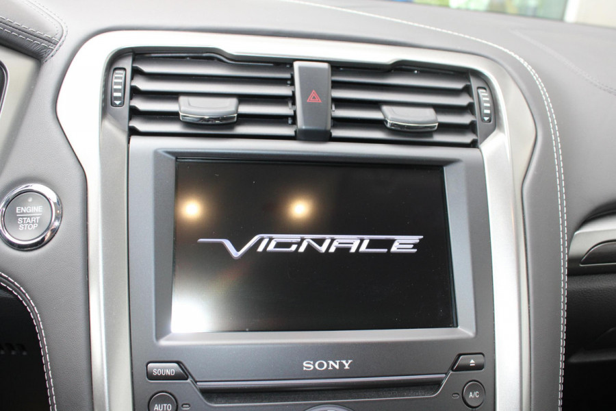 Ford Mondeo Wagon 2.0 IVCT HEV Vignale | 104.700 KM | Lederen interieur | Trekhaak | Adaptieve Cruise Control