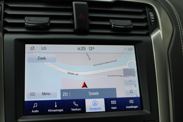 Ford Mondeo Wagon 2.0 IVCT HEV Vignale | 104.700 KM | Lederen interieur | Trekhaak | Adaptieve Cruise Control