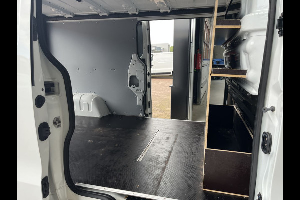Renault Trafic 2.0 dCi 120pk L2 Comfort Lease €287 p/m, Trekhaak, 2 Schuifdeuren, Airco, PDC, Cruise controle, Onderhoudshistorie aanwezig