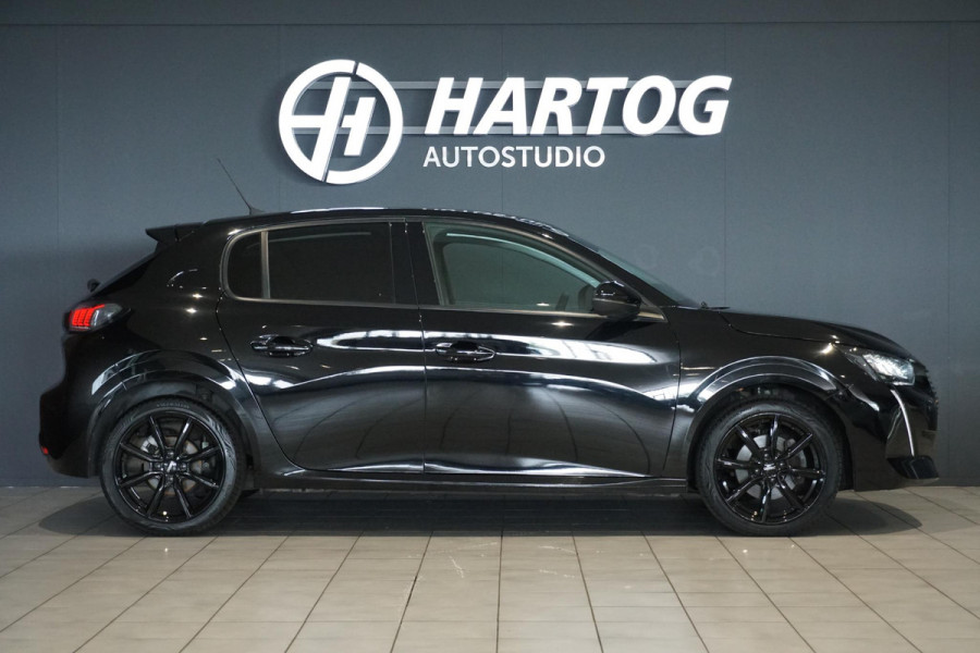 Peugeot 208 1.2 PureTech Allure Pack + CAMERA / 3D COCKPIT / STOELVERWARMING / APPLE CARPLAY / TREKHAAK
