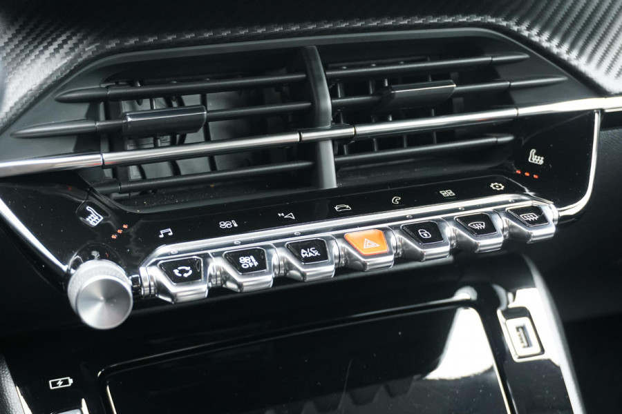 Peugeot 208 1.2 PureTech Allure Pack + CAMERA / 3D COCKPIT / STOELVERWARMING / APPLE CARPLAY / TREKHAAK