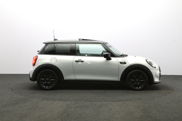 MINI 3-deurs 1.5 Cooper 136 PK Automaat Camden Plus Edition, Panoramadak, LED, Leder, Climate Control