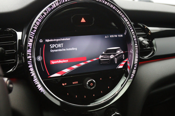 MINI 3-deurs 1.5 Cooper 136 PK Automaat Camden Plus Edition, Panoramadak, LED, Leder, Climate Control