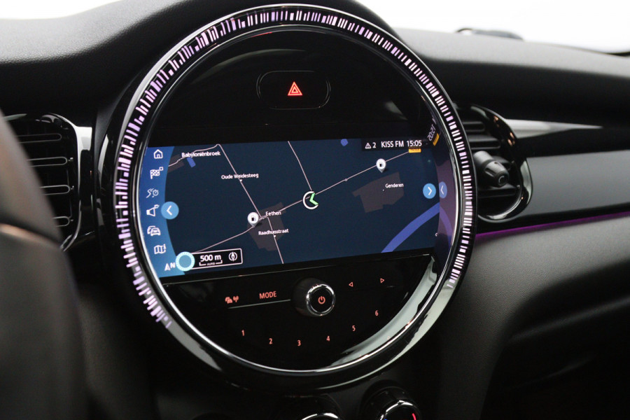 MINI 3-deurs 1.5 Cooper 136 PK Automaat Camden Plus Edition, Panoramadak, LED, Leder, Climate Control