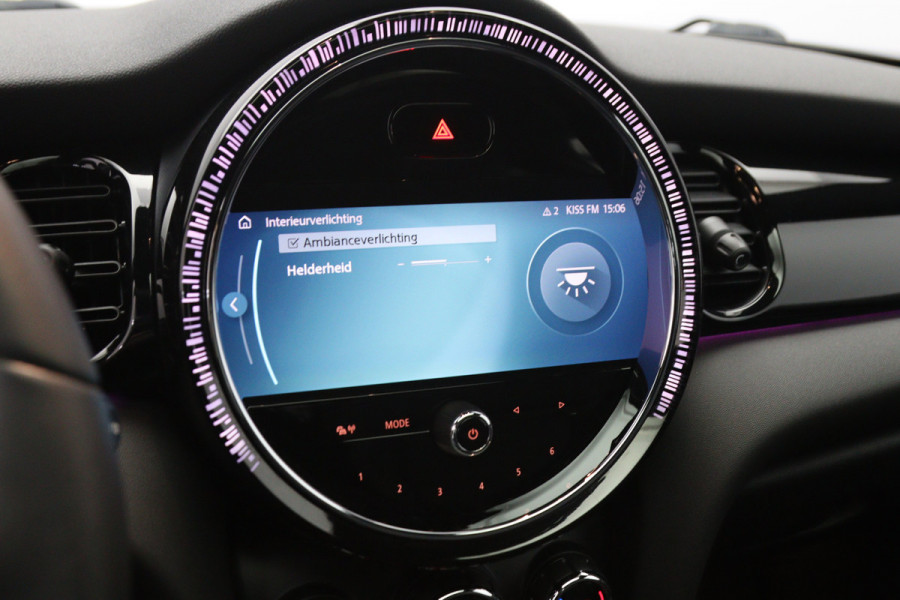 MINI 3-deurs 1.5 Cooper 136 PK Automaat Camden Plus Edition, Panoramadak, LED, Leder, Climate Control