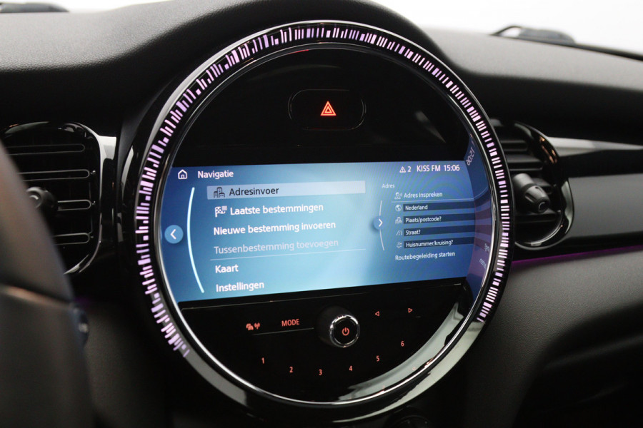 MINI 3-deurs 1.5 Cooper 136 PK Automaat Camden Plus Edition, Panoramadak, LED, Leder, Climate Control