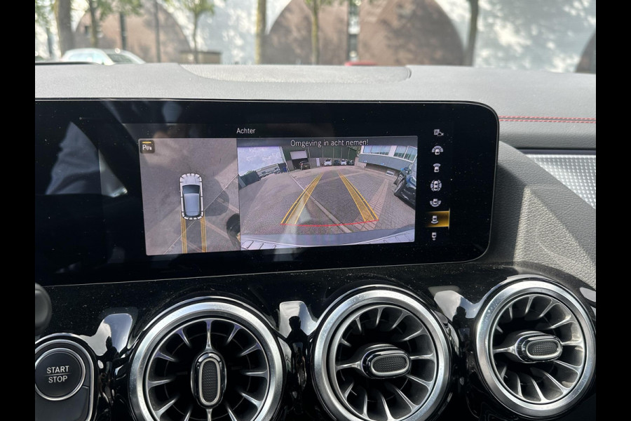 Mercedes-Benz EQA 300 4MATIC Business Solution AMG 67 kWh UNIEK! 19.000KM!| SOH 99%| VAN: 36.900,- VOOR: 34.877,- UW HERFSTVOORDEEL: 2.023,-| ADAPTIVE CRUISE| TREKHAAK| ORIGINEEL NEDERLANDS NAP.| PANO| ELEKTRISCHE STOELEN MET MEMORY| 360 CAMERA| SUPER COMPLEET!|