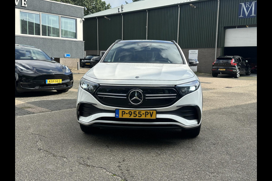 Mercedes-Benz EQA 300 4MATIC Business Solution AMG 67 kWh UNIEK! 19.000KM!| SOH 99%| VAN: 36.900,- VOOR: 34.877,- UW HERFSTVOORDEEL: 2.023,-| ADAPTIVE CRUISE| TREKHAAK| ORIGINEEL NEDERLANDS NAP.| PANO| ELEKTRISCHE STOELEN MET MEMORY| 360 CAMERA| SUPER COMPLEET!|