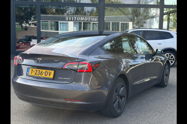 Tesla Model 3 Long Range AWD 75 kWh VAN: 35.900,- VOOR: 33.440,- UW HERFSTVOORDEEL: 2.460,-| FABRIEKSGARANTIE OP ACCU & AANDRIJFLIJN TOT 2031 OF 192.000 KM + ALGEMENE AUTO T/M 06-2027 of 80.000KM! BTW verrekenbaar