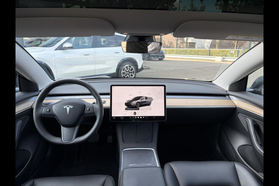 Tesla Model 3 Long Range AWD 75 kWh VAN: 35.900,- VOOR: 33.440,- UW HERFSTVOORDEEL: 2.460,-| FABRIEKSGARANTIE OP ACCU & AANDRIJFLIJN TOT 2031 OF 192.000 KM + ALGEMENE AUTO T/M 06-2027 of 80.000KM! BTW verrekenbaar