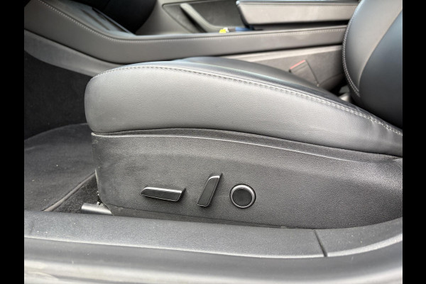Tesla Model 3 Long Range AWD 75 kWh VAN: 35.900,- VOOR: 33.440,- UW HERFSTVOORDEEL: 2.460,-| FABRIEKSGARANTIE OP ACCU & AANDRIJFLIJN TOT 2031 OF 192.000 KM + ALGEMENE AUTO T/M 06-2027 of 80.000KM! BTW verrekenbaar