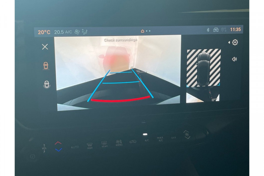 Alfa Romeo junior 1.2 Turbo Hybrid Ibrida Speciale MATRIX LED/DODEHOEK DETECTIE/VERWARMD VOORRUIT