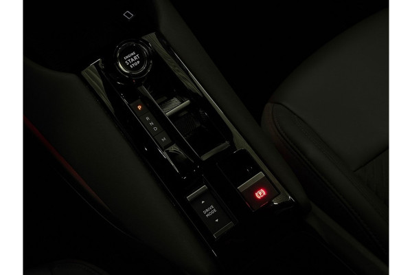 Alfa Romeo junior 1.2 Turbo Hybrid Ibrida Speciale MATRIX LED/DODEHOEK DETECTIE/VERWARMD VOORRUIT