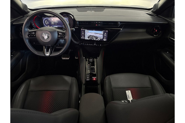 Alfa Romeo junior 1.2 Turbo Hybrid Ibrida Speciale MATRIX LED/DODEHOEK DETECTIE/VERWARMD VOORRUIT