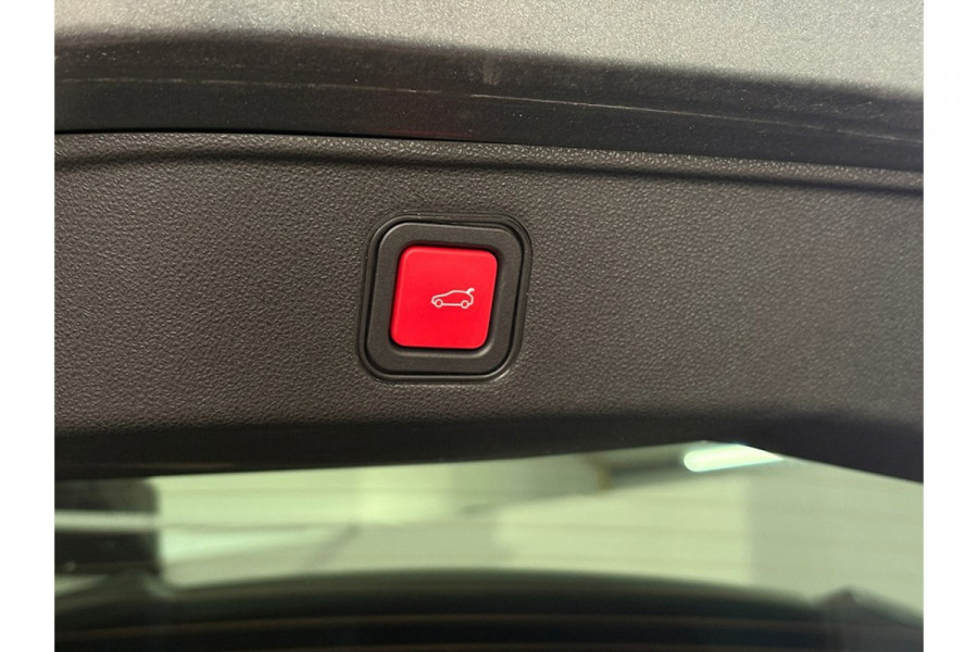 Alfa Romeo junior 1.2 Turbo Hybrid Ibrida Speciale MATRIX LED/DODEHOEK DETECTIE/VERWARMD VOORRUIT