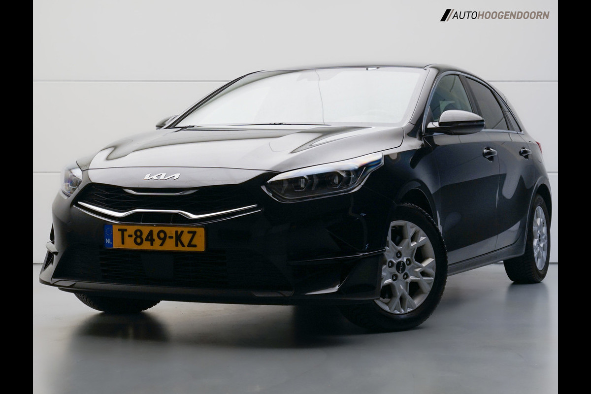 Kia Ceed 1.5 T-GDi MHEV DynamicLine Luxe (APPLE CARPLAY,ACHTERUITRIJCAMERA,PARKEERSENSOREN,LANE ASSIST,ADAPTIVE CRUISE,TOPCONDITIE