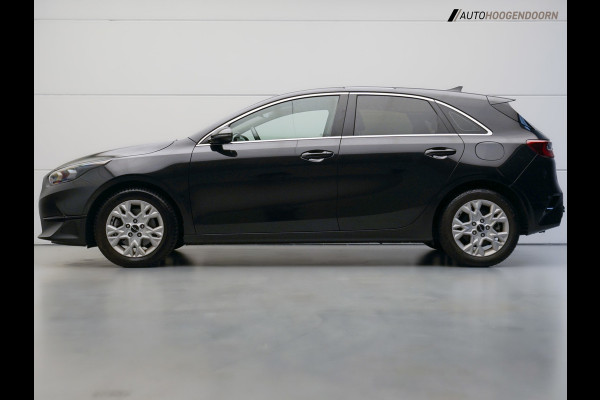 Kia Ceed 1.5 T-GDi MHEV DynamicLine Luxe (APPLE CARPLAY,ACHTERUITRIJCAMERA,PARKEERSENSOREN,LANE ASSIST,ADAPTIVE CRUISE,TOPCONDITIE