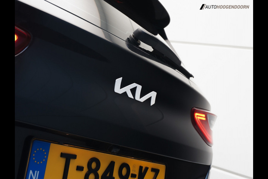 Kia Ceed 1.5 T-GDi MHEV DynamicLine Luxe (APPLE CARPLAY,ACHTERUITRIJCAMERA,PARKEERSENSOREN,LANE ASSIST,ADAPTIVE CRUISE,TOPCONDITIE