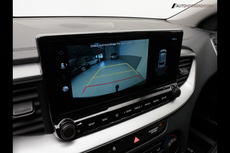 Kia Ceed 1.5 T-GDi MHEV DynamicLine Luxe (APPLE CARPLAY,ACHTERUITRIJCAMERA,PARKEERSENSOREN,LANE ASSIST,ADAPTIVE CRUISE,TOPCONDITIE