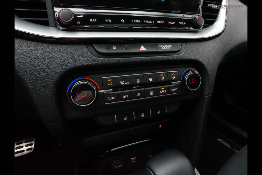 Kia Ceed Sportswagon 1.5 T-GDI GT-PlusLine (PANORAMADAK,JBL-SOUND,STUUR-STOELVERWARMING,CLIMATE,ELEKTRISCHE STOELEN,CAMERA)