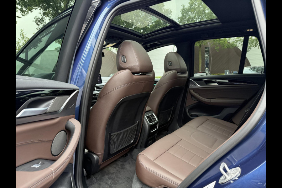 BMW iX3 High Executive 80 kWh M-SPORT SHADOW| SOH 99%| VAN: 43.900,- VOOR: 40.877,- UW HERFSTVOORDEEL: 3.023,| SUPER COMPLEET!| 360 CAMERA| HARMAN KARDON| ELEKTRISCHE STOELEN| HUD|DRIVING ASS. PROFF!| ELEKTRISCHE ACHTERKLEP| GESTURE CONTROL|