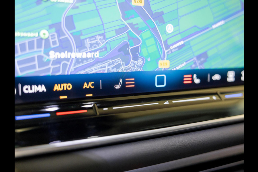 Volkswagen Tiguan 1.5 eTSI Life Edition / 130pk / Rondomzicht camera / Dodehoek assistent / Stoelverwarming /