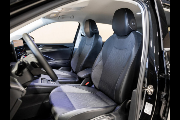 Volkswagen Tiguan 1.5 eTSI Life Edition / 130pk / Rondomzicht camera / Dodehoek assistent / Stoelverwarming /