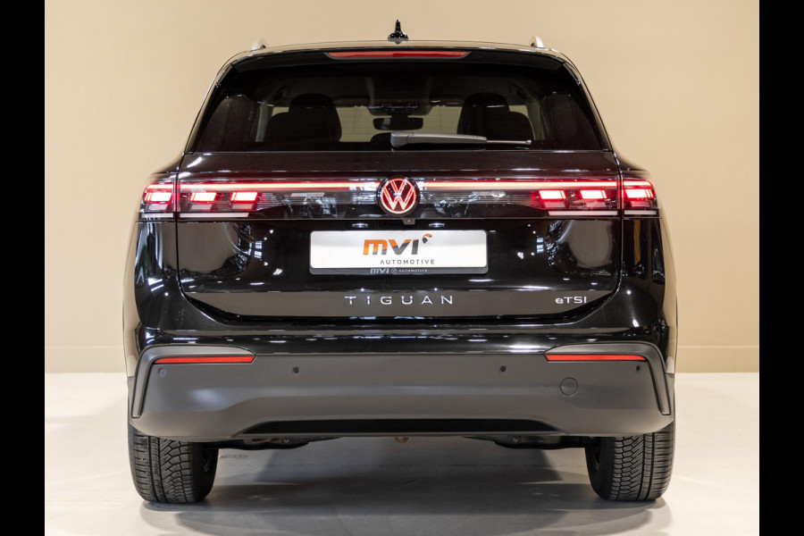 Volkswagen Tiguan 1.5 eTSI Life Edition / 130pk / Rondomzicht camera / Dodehoek assistent / Stoelverwarming /