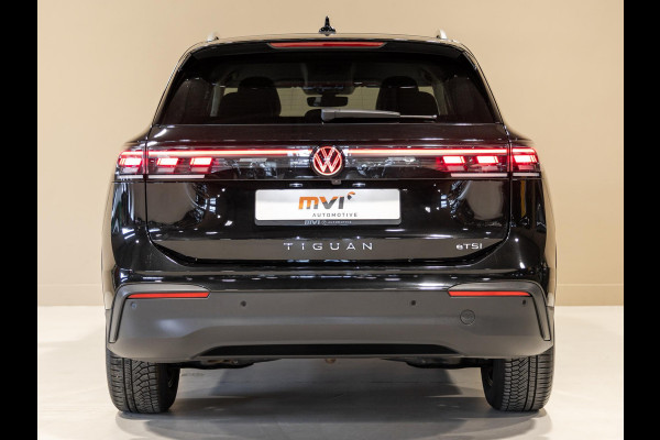 Volkswagen Tiguan 1.5 eTSI Life Edition / 130pk / Rondomzicht camera / Dodehoek assistent / Stoelverwarming /