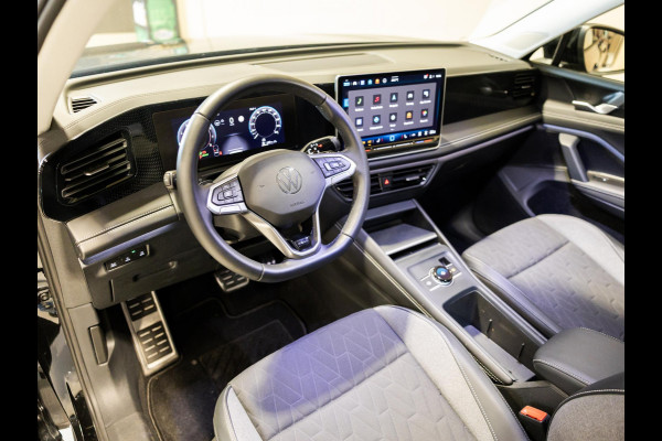 Volkswagen Tiguan 1.5 eTSI Life Edition / 130pk / Rondomzicht camera / Dodehoek assistent / Stoelverwarming /
