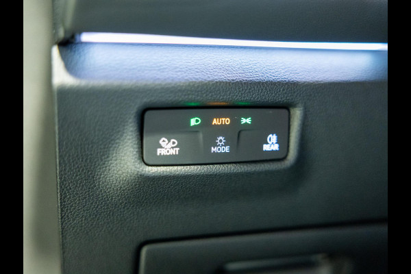 Volkswagen Tiguan 1.5 eTSI Life Edition / 130pk / Rondomzicht camera / Dodehoek assistent / Stoelverwarming /
