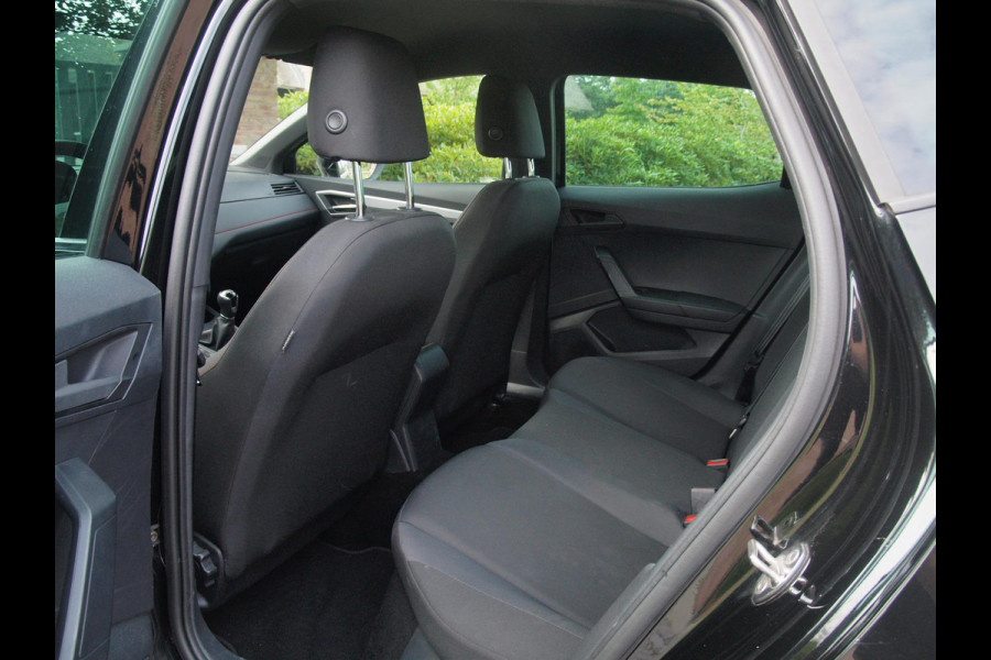 Seat Ibiza 1.0 TSI FR Business Intense | Camera | Apple Carplay | Trekhaak | Virtual Cockpit | NL-Auto |