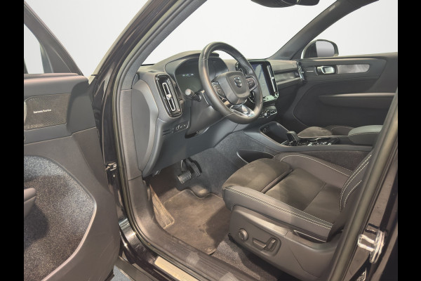 Volvo XC40 T4 Aut. Plug-in hybrid Plus Dark Parkeercamera Stoelverwarming 211pk